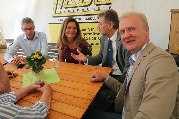 unternehmerfrühstück31C70D0BA-8053-EF20-8D5E-D01F21B31F5B.jpg