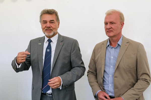 unternehmerfrühstück76693250F-858B-7F79-1786-794E83DA812C.jpg